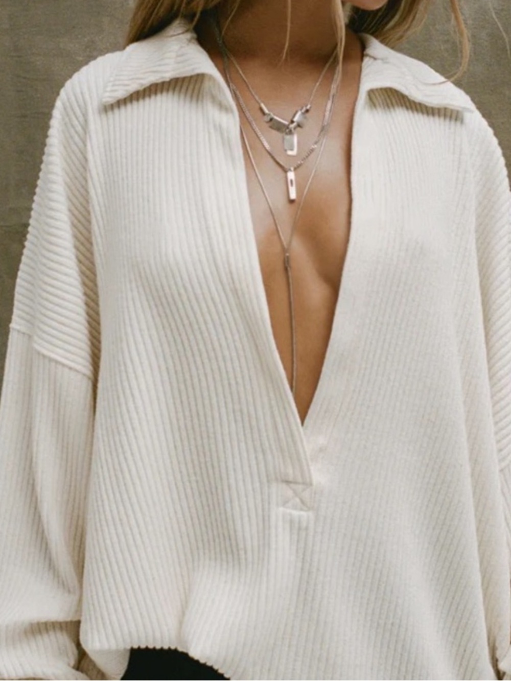 ♡ Joah Brown NWOT Deep V Plunge Pullover Natural Luxe Knit